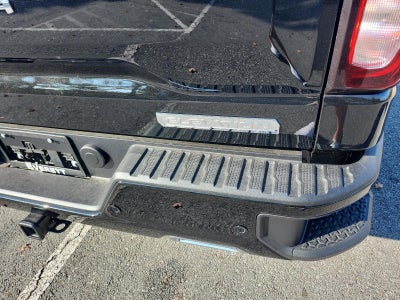 2026 GMC Sierra 1500 Crew Cab Short Box 4-Wheel Drive Elevation 3SB