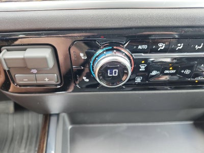 2026 GMC Sierra 1500 Crew Cab Short Box 4-Wheel Drive Elevation 3SB