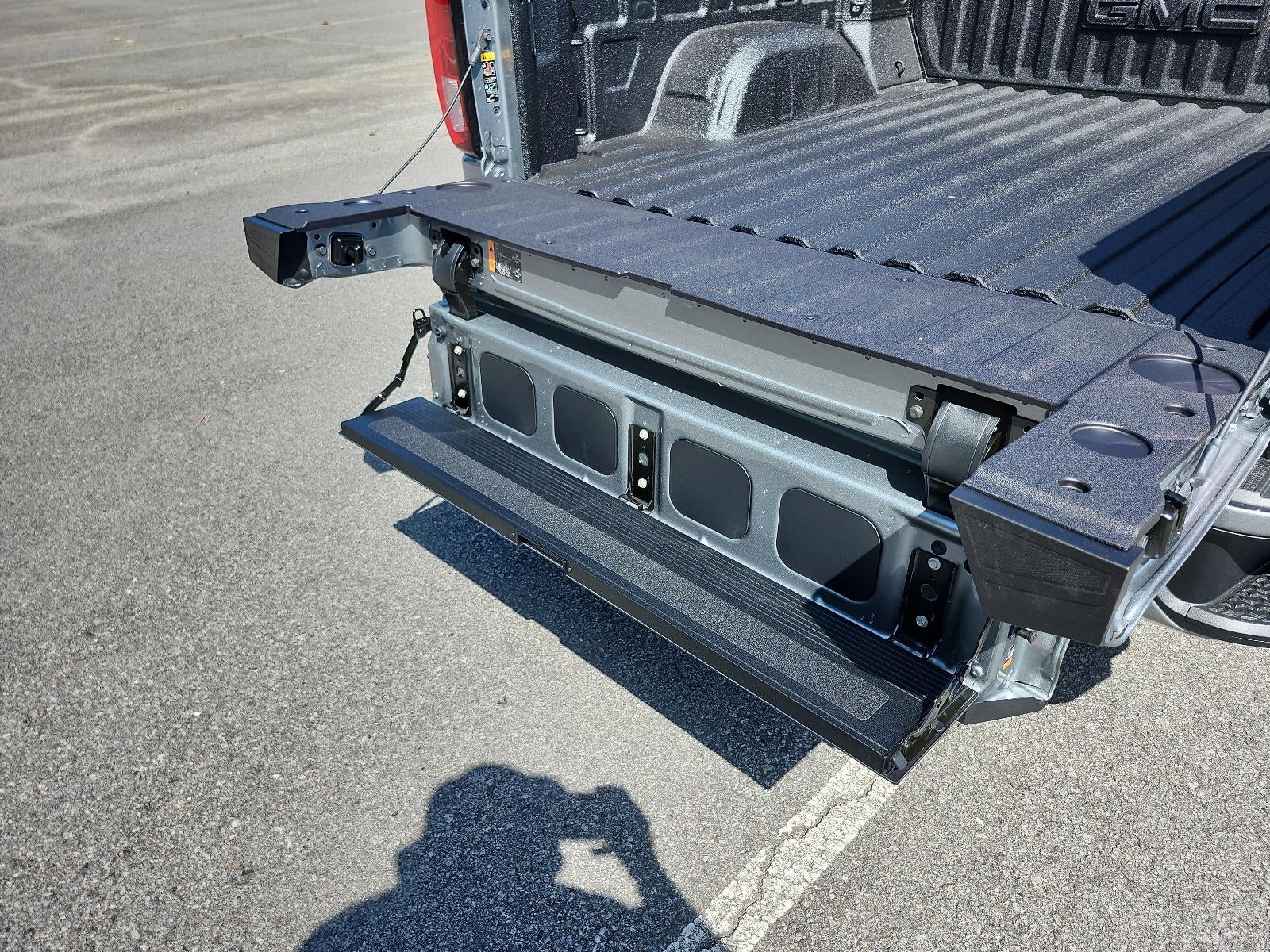 2026 GMC Sierra 1500 Crew Cab Short Box 4-Wheel Drive Elevation 3SB