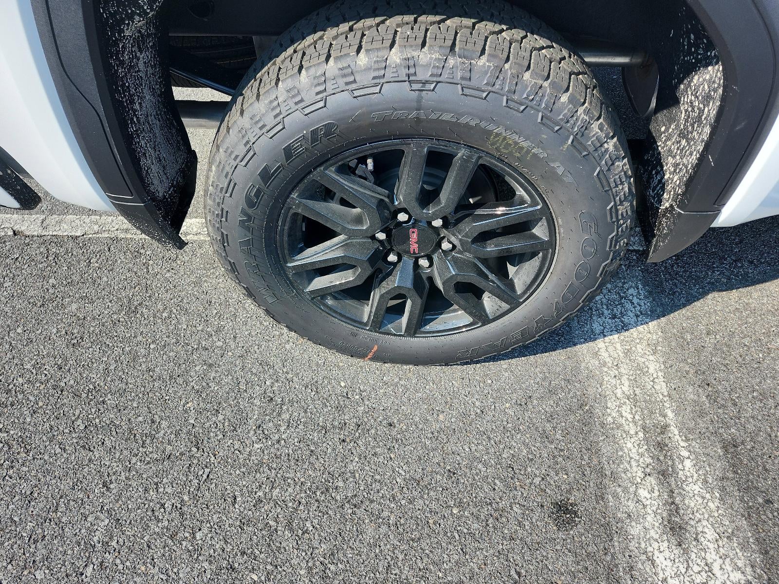 2026 GMC Sierra 1500 Crew Cab Short Box 4-Wheel Drive Elevation 3SB