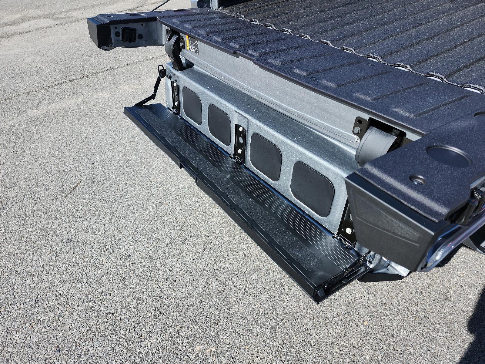 2026 GMC Sierra 1500 Crew Cab Short Box 4-Wheel Drive Elevation 3SB