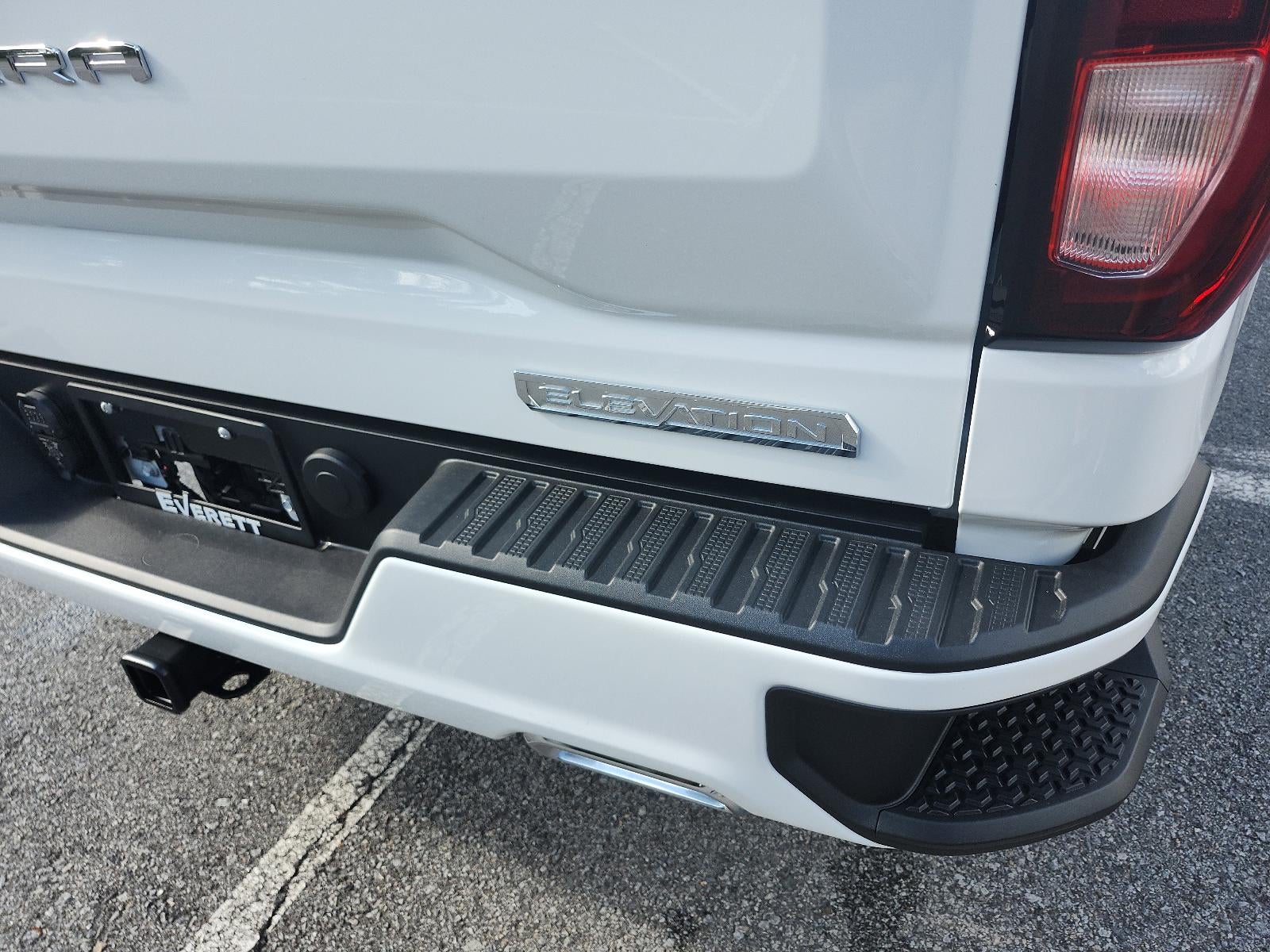 2026 GMC Sierra 1500 Crew Cab Short Box 4-Wheel Drive Elevation 3SB