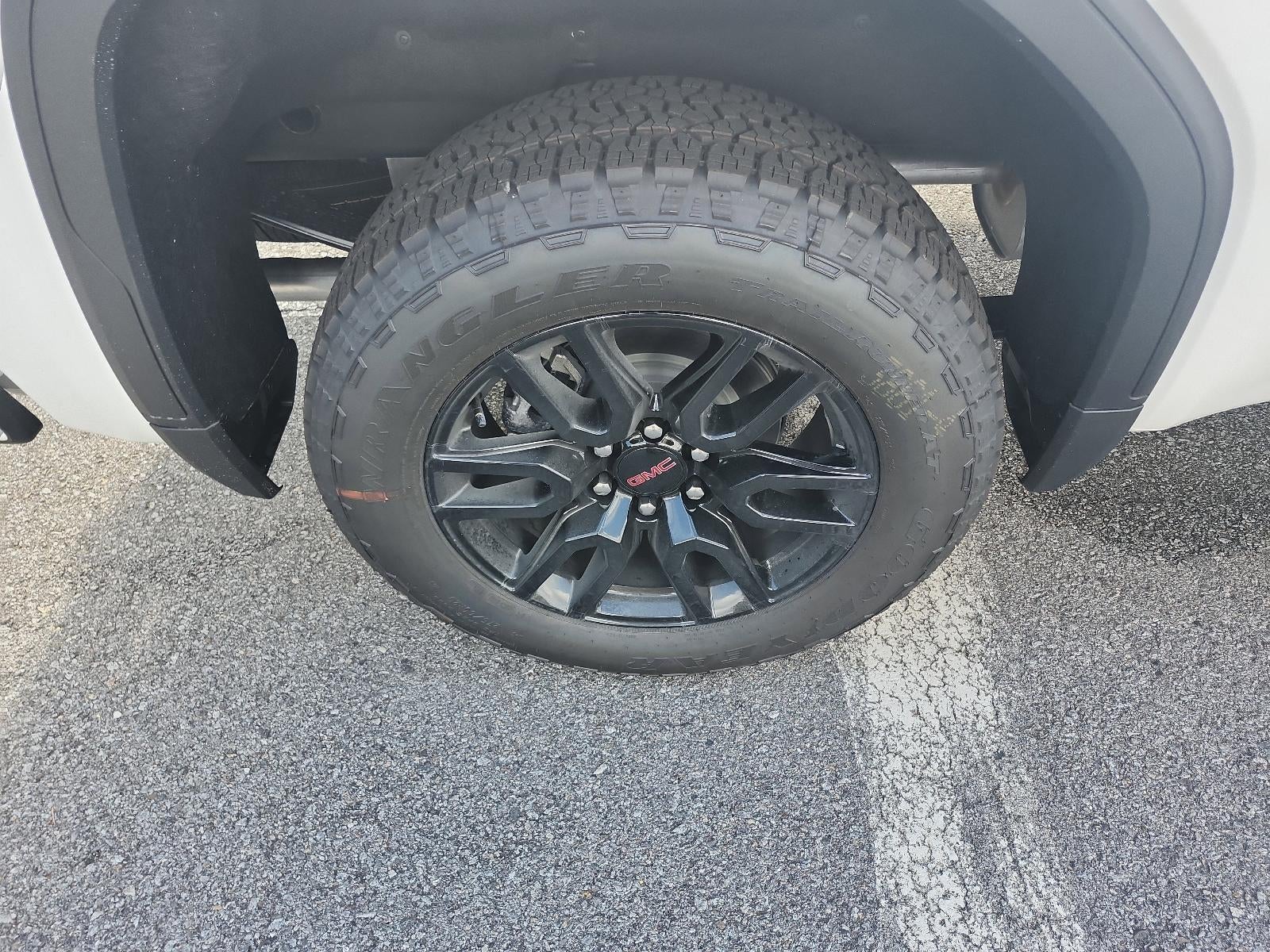 2026 GMC Sierra 1500 Crew Cab Short Box 4-Wheel Drive Elevation 3SB