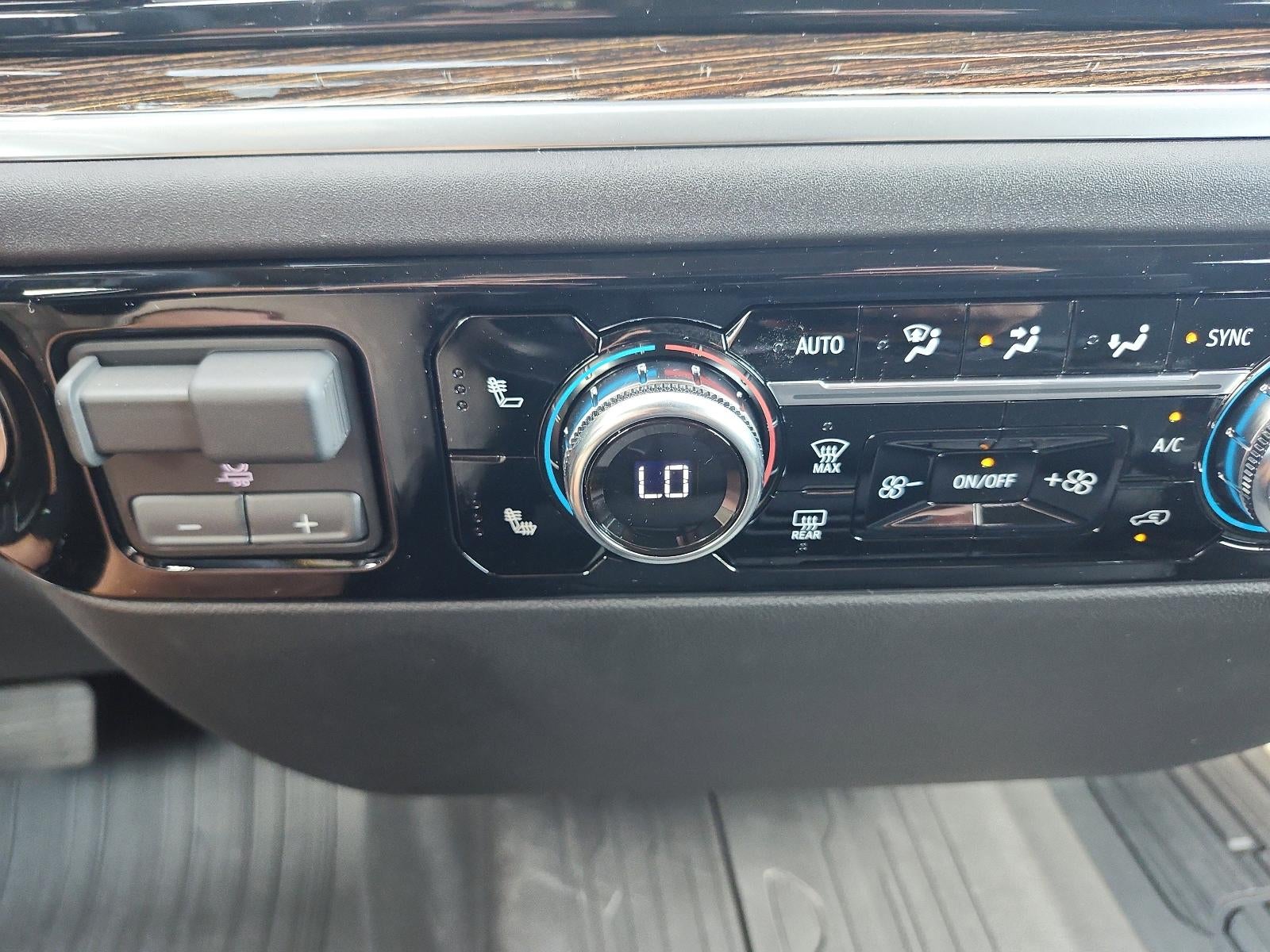 2026 GMC Sierra 1500 Crew Cab Short Box 4-Wheel Drive Elevation 3SB