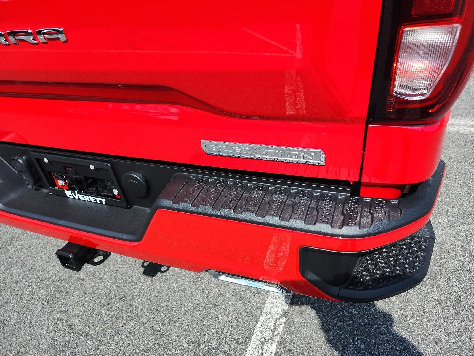 2026 GMC Sierra 1500 Crew Cab Short Box 4-Wheel Drive Elevation 3SB