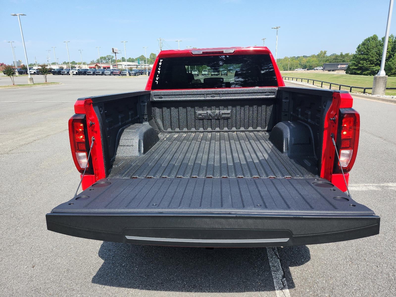 2026 GMC Sierra 1500 Crew Cab Short Box 4-Wheel Drive Elevation 3SB