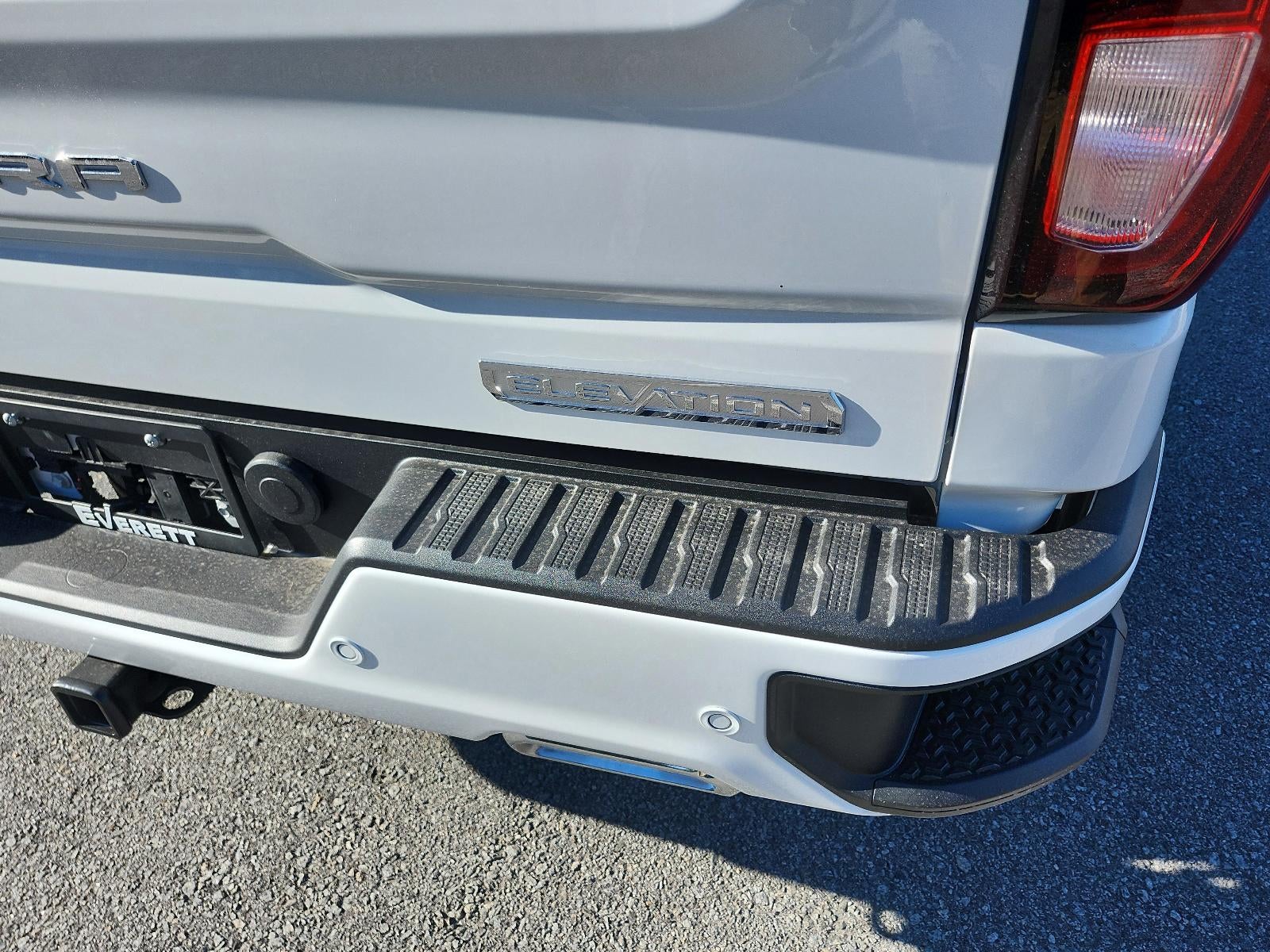 2026 GMC Sierra 1500 Crew Cab Short Box 4-Wheel Drive Elevation 3SB