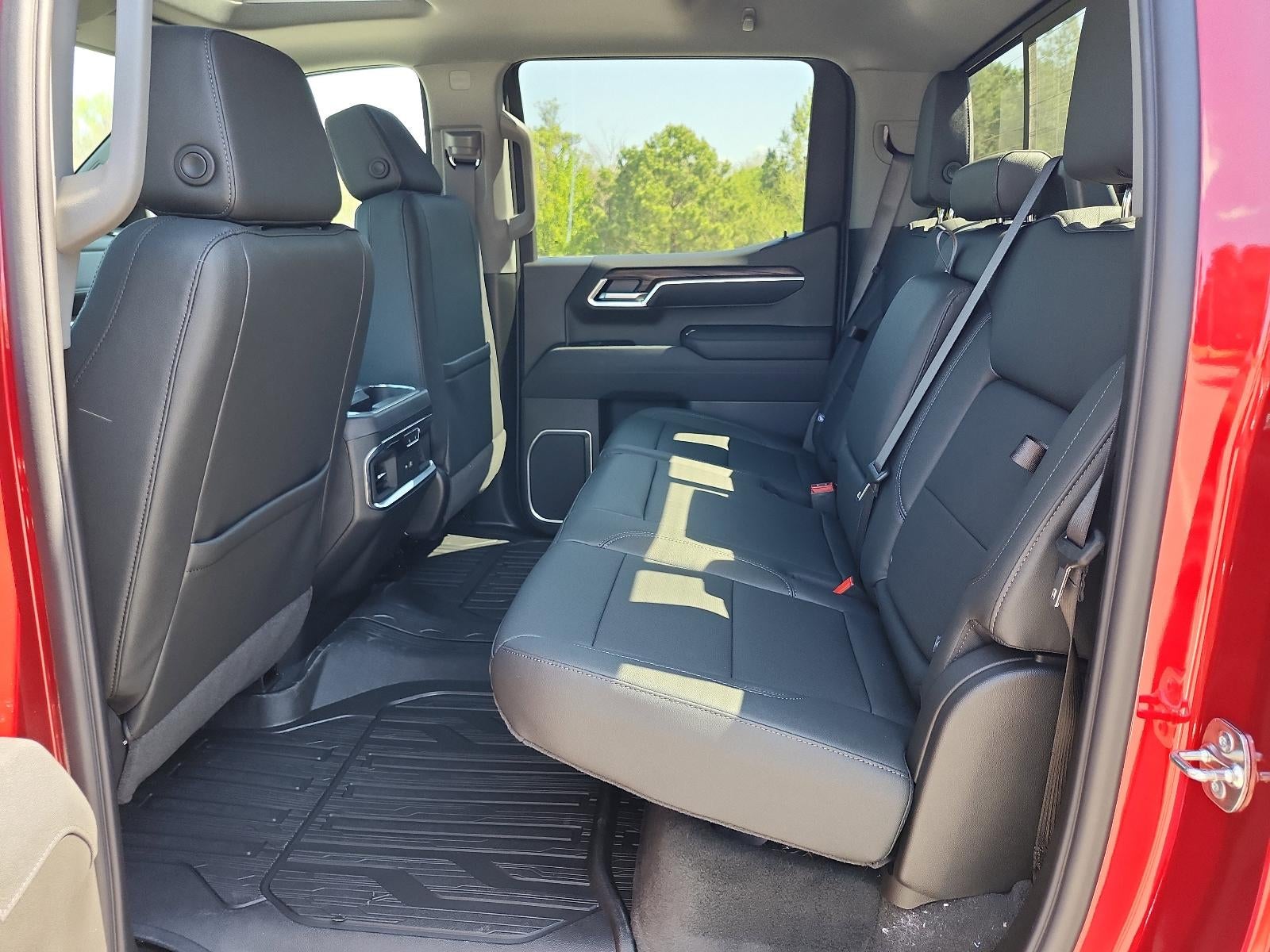 2026 GMC Sierra 1500 Crew Cab Short Box 4-Wheel Drive SLT