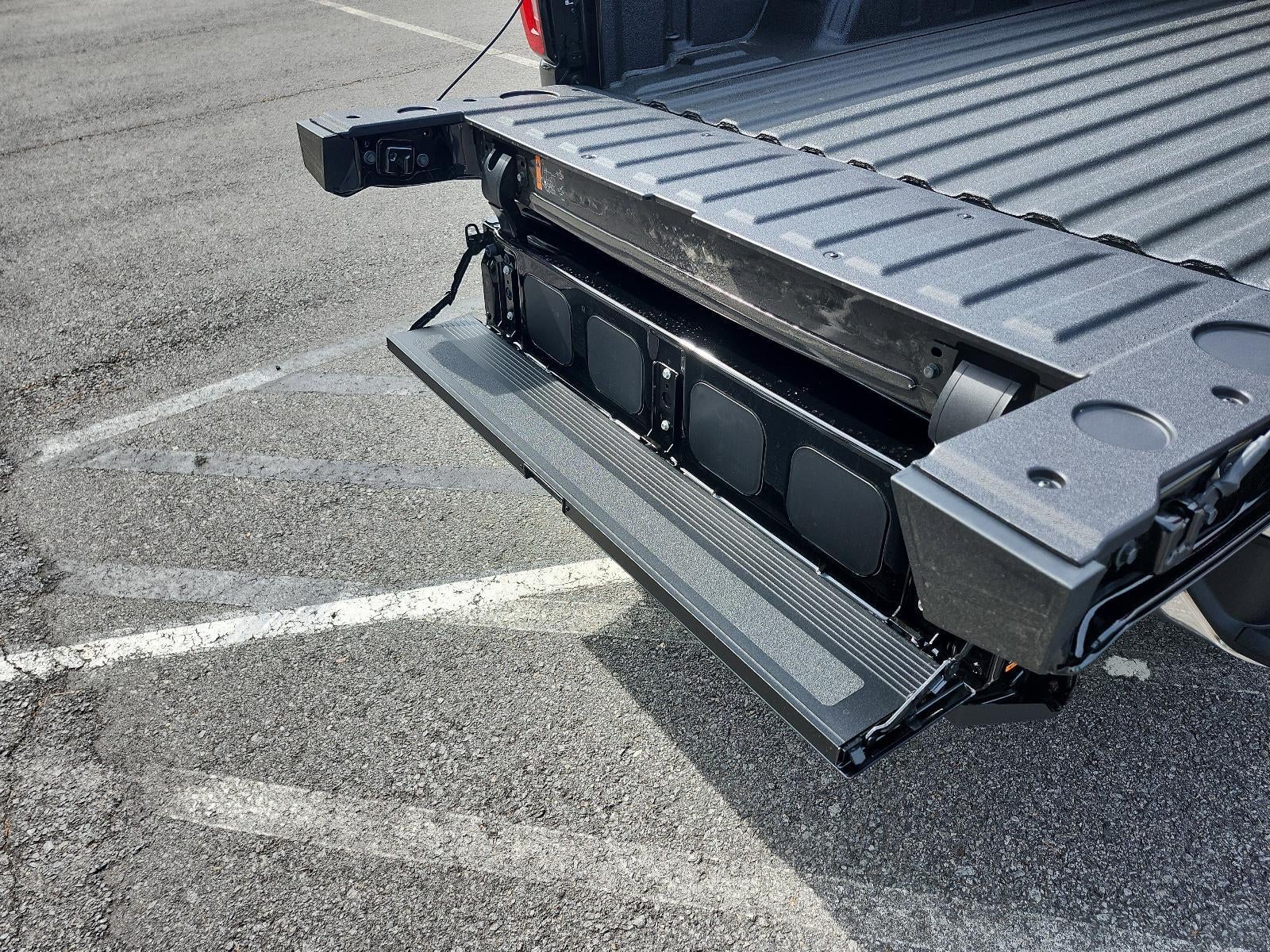 2026 GMC Sierra 1500 Crew Cab Short Box 4-Wheel Drive SLT