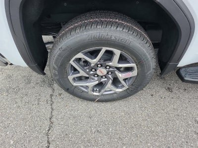 2026 GMC Sierra 1500 Crew Cab Short Box 4-Wheel Drive SLT