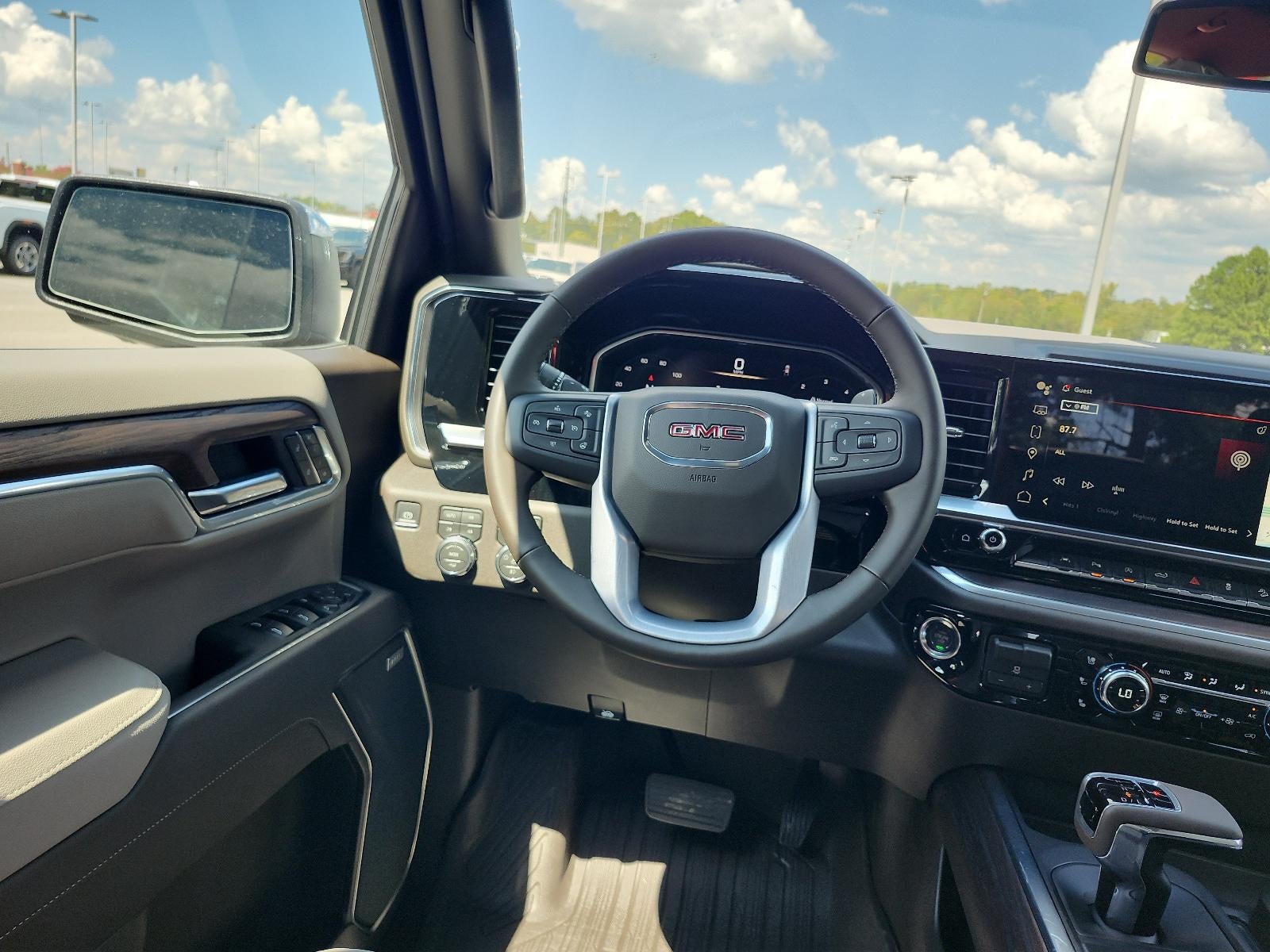 2026 GMC Sierra 1500 Crew Cab Short Box 4-Wheel Drive SLT