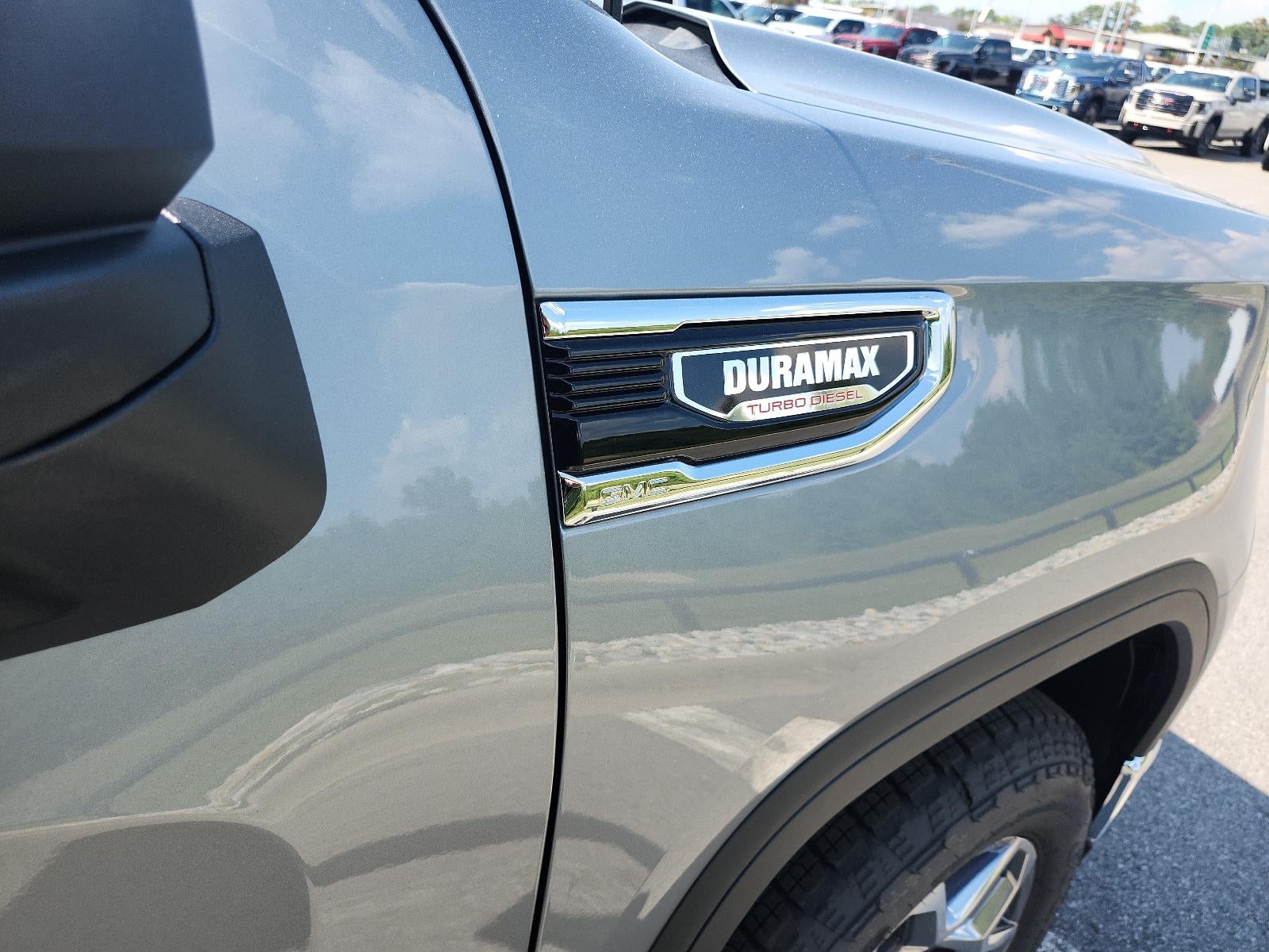 2026 GMC Sierra 1500 Crew Cab Short Box 4-Wheel Drive SLT