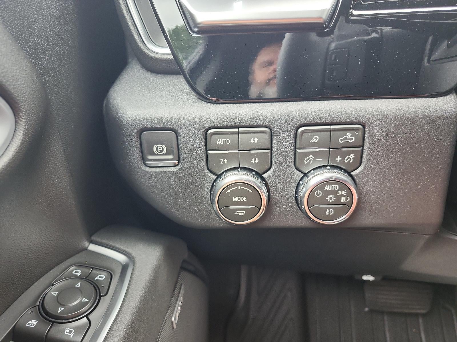 2026 GMC Sierra 1500 Crew Cab Short Box 4-Wheel Drive SLT