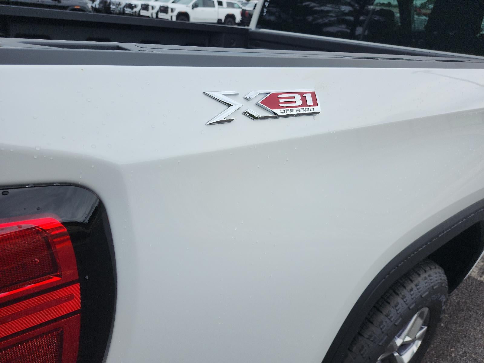 2026 GMC Sierra 1500 Crew Cab Short Box 4-Wheel Drive SLT