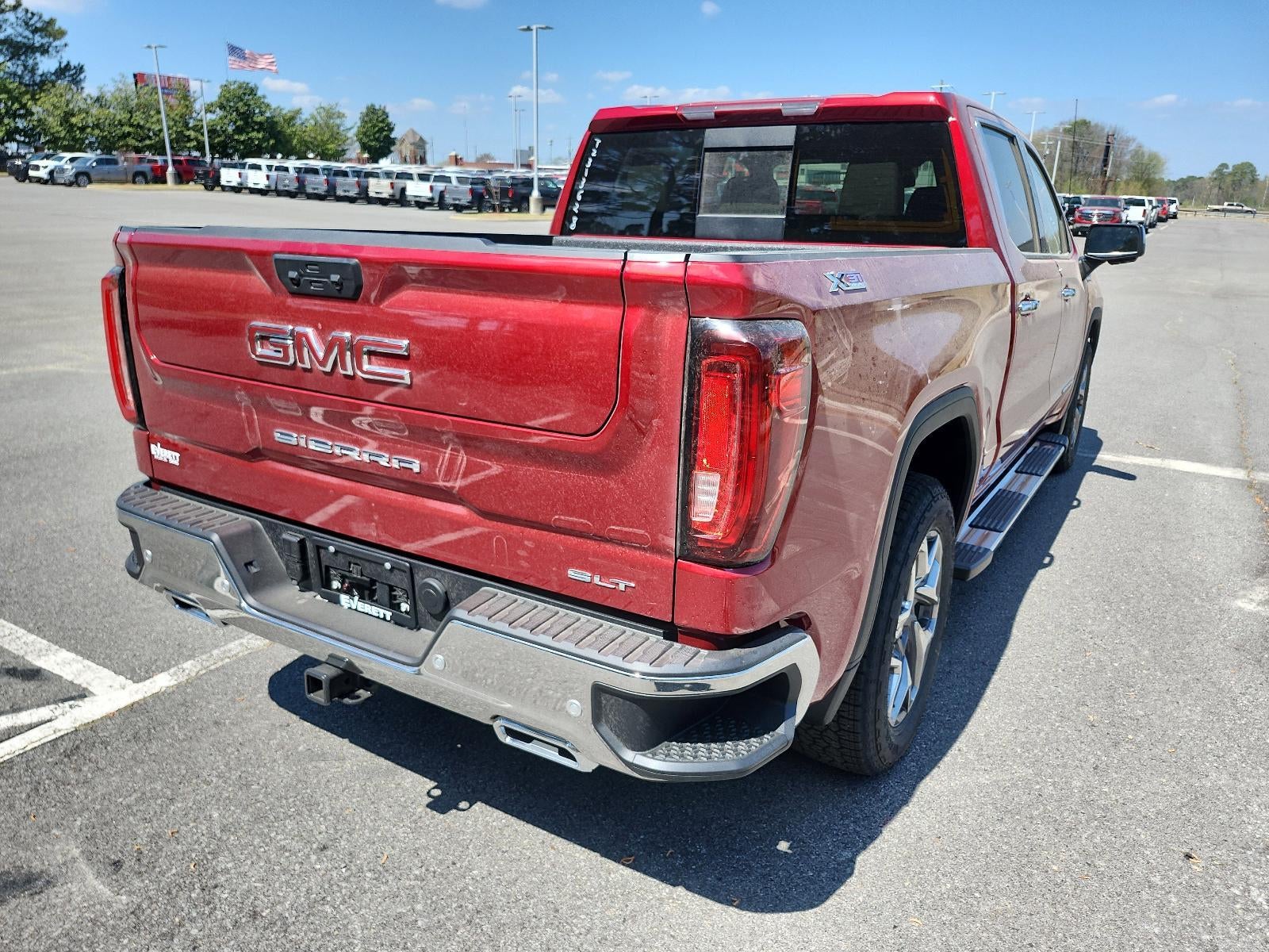 2026 GMC Sierra 1500 Crew Cab Short Box 4-Wheel Drive SLT