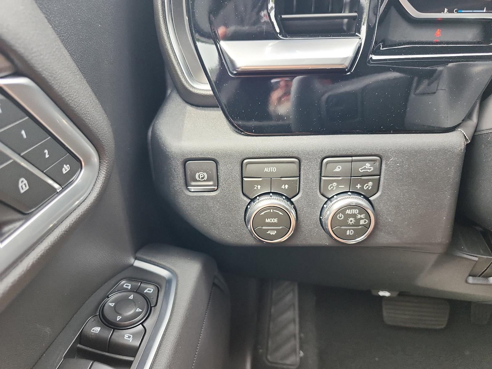 2026 GMC Sierra 1500 Crew Cab Short Box 4-Wheel Drive SLT