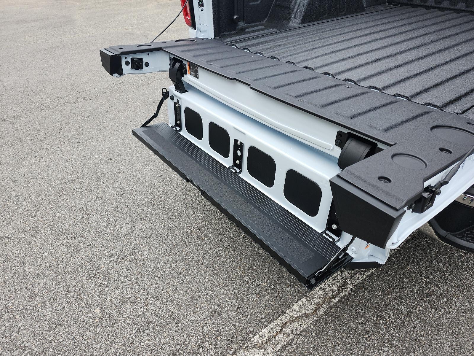 2026 GMC Sierra 1500 Crew Cab Short Box 4-Wheel Drive SLT