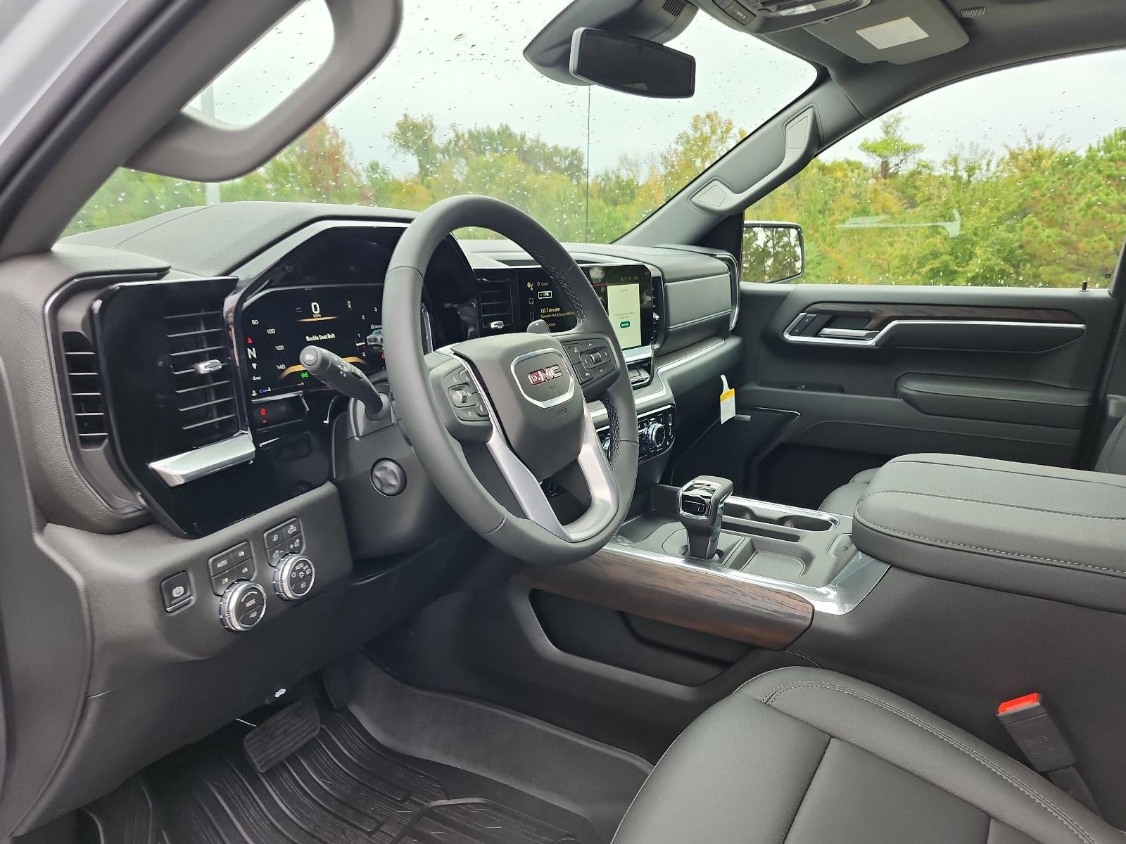 2026 GMC Sierra 1500 Crew Cab Short Box 4-Wheel Drive SLT