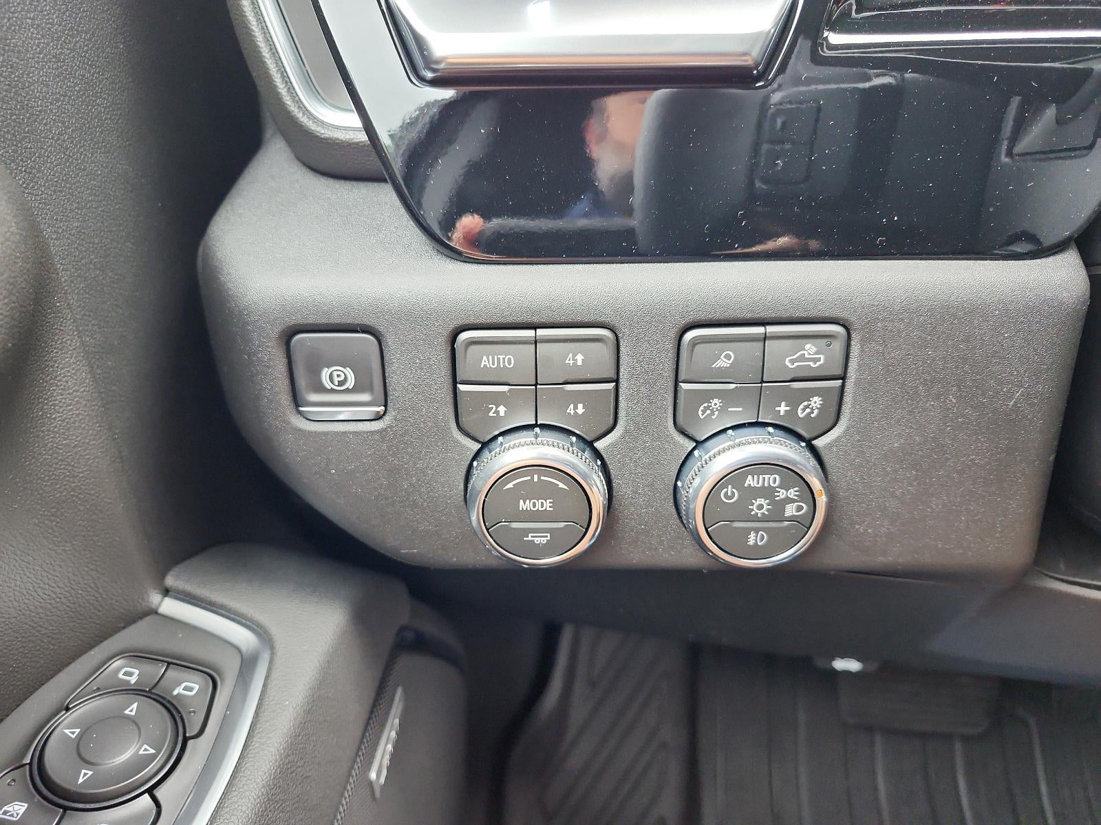 2026 GMC Sierra 1500 Crew Cab Short Box 4-Wheel Drive SLT