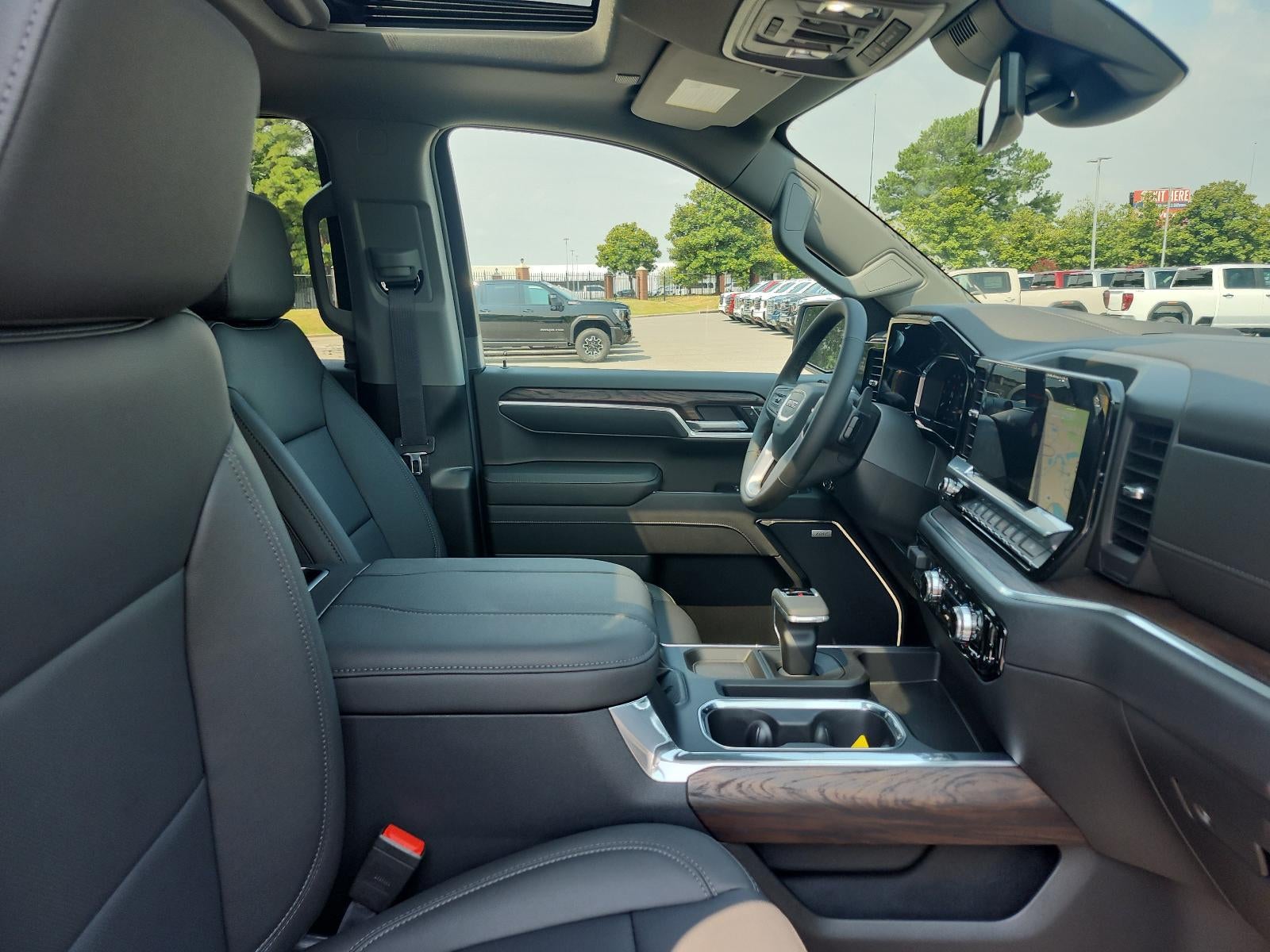 2026 GMC Sierra 1500 Crew Cab Short Box 4-Wheel Drive SLT