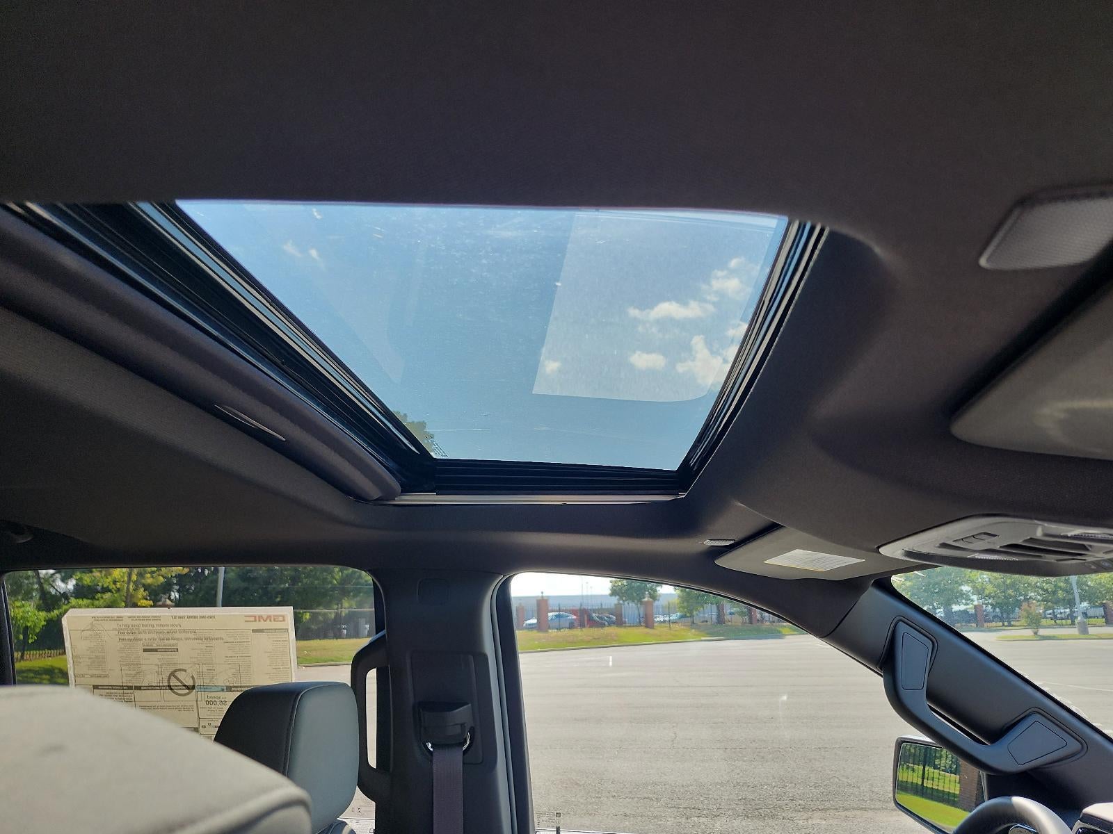 2026 GMC Sierra 1500 Crew Cab Short Box 4-Wheel Drive SLT