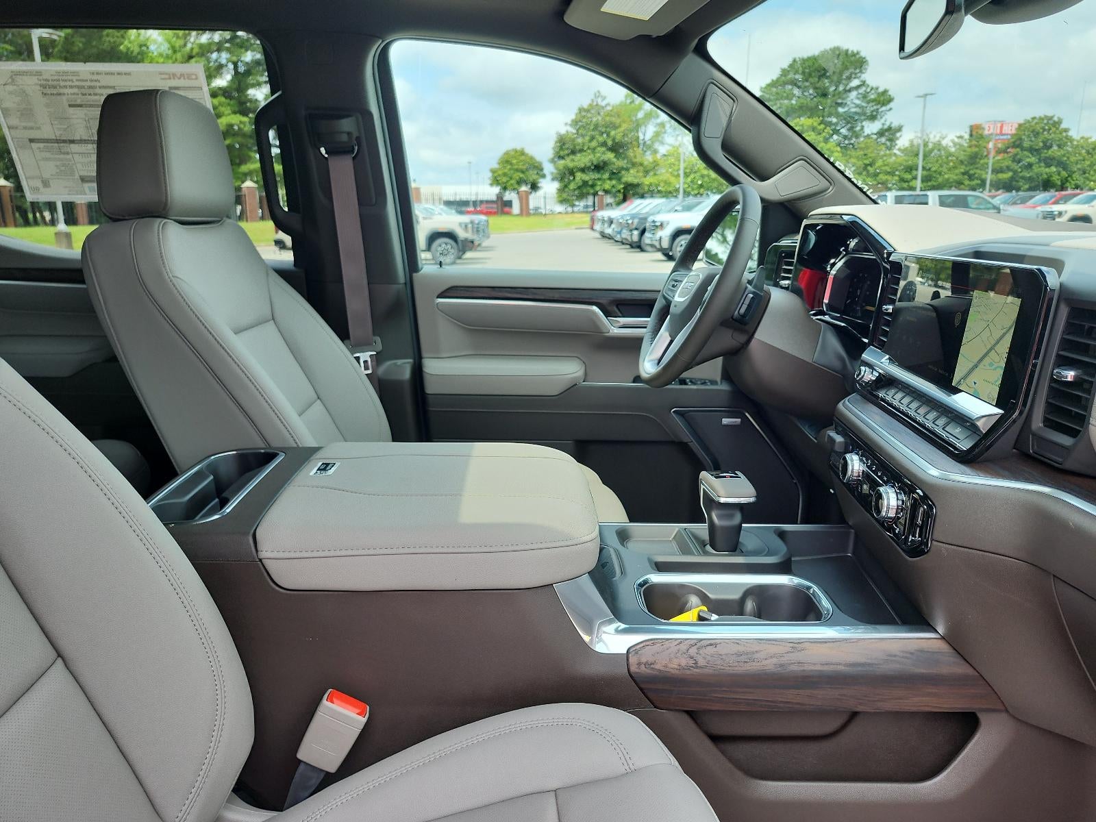 2026 GMC Sierra 1500 Crew Cab Short Box 4-Wheel Drive SLT