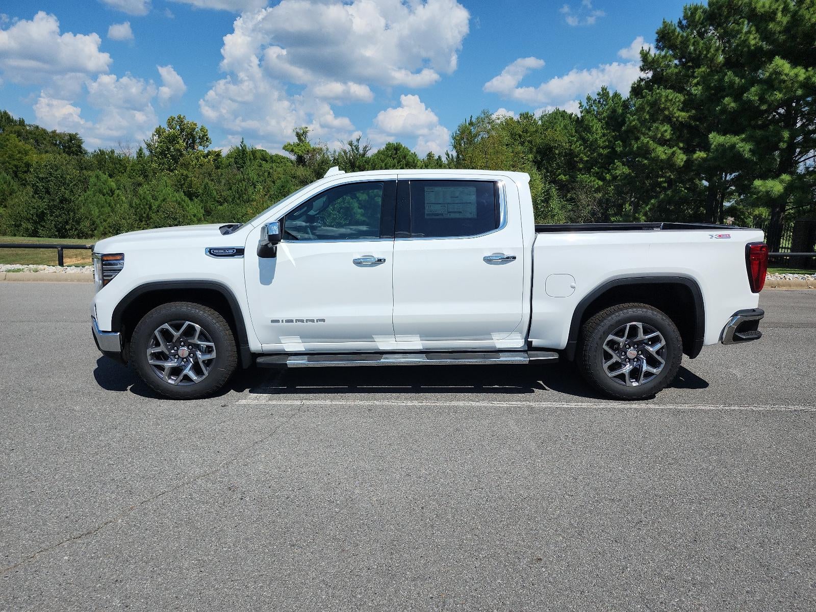 2026 GMC Sierra 1500 Crew Cab Short Box 4-Wheel Drive SLT