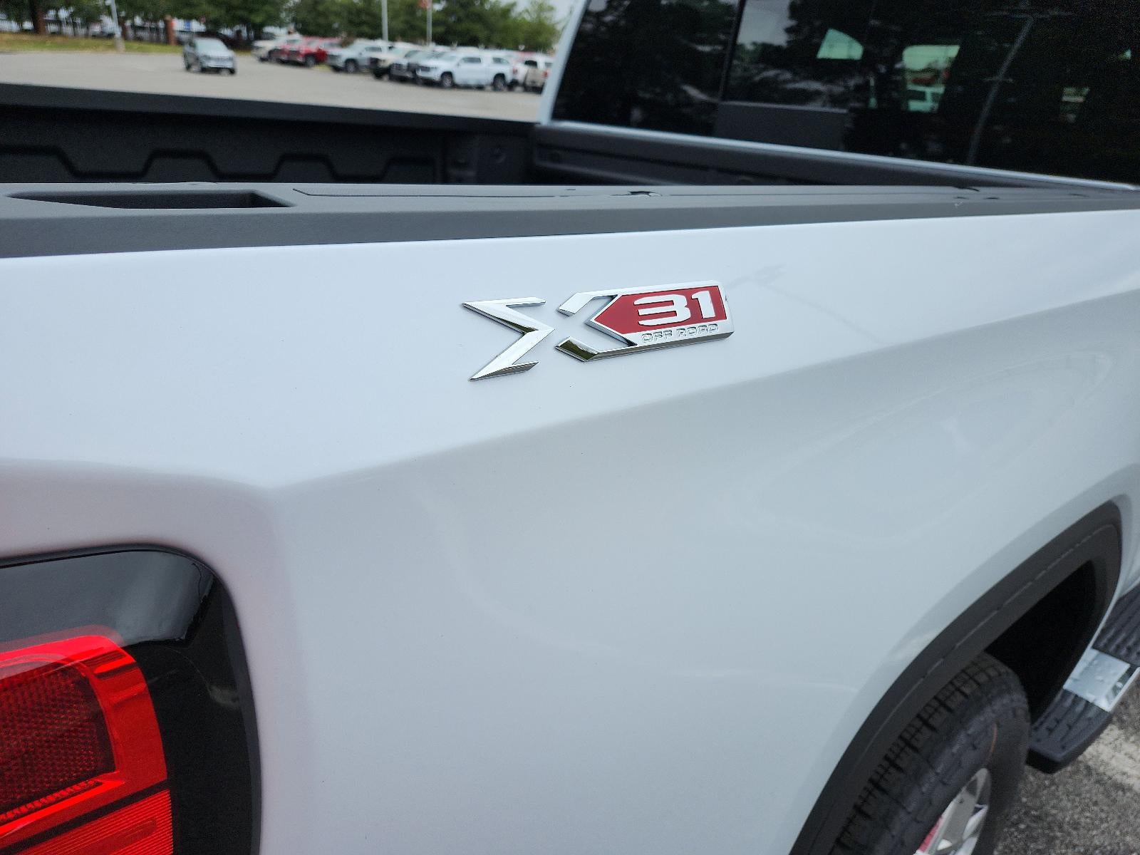 2026 GMC Sierra 1500 Crew Cab Short Box 4-Wheel Drive SLT
