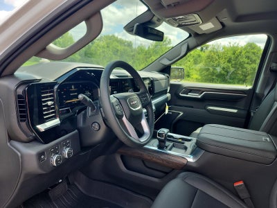 2026 GMC Sierra 1500 Crew Cab Short Box 4-Wheel Drive SLT