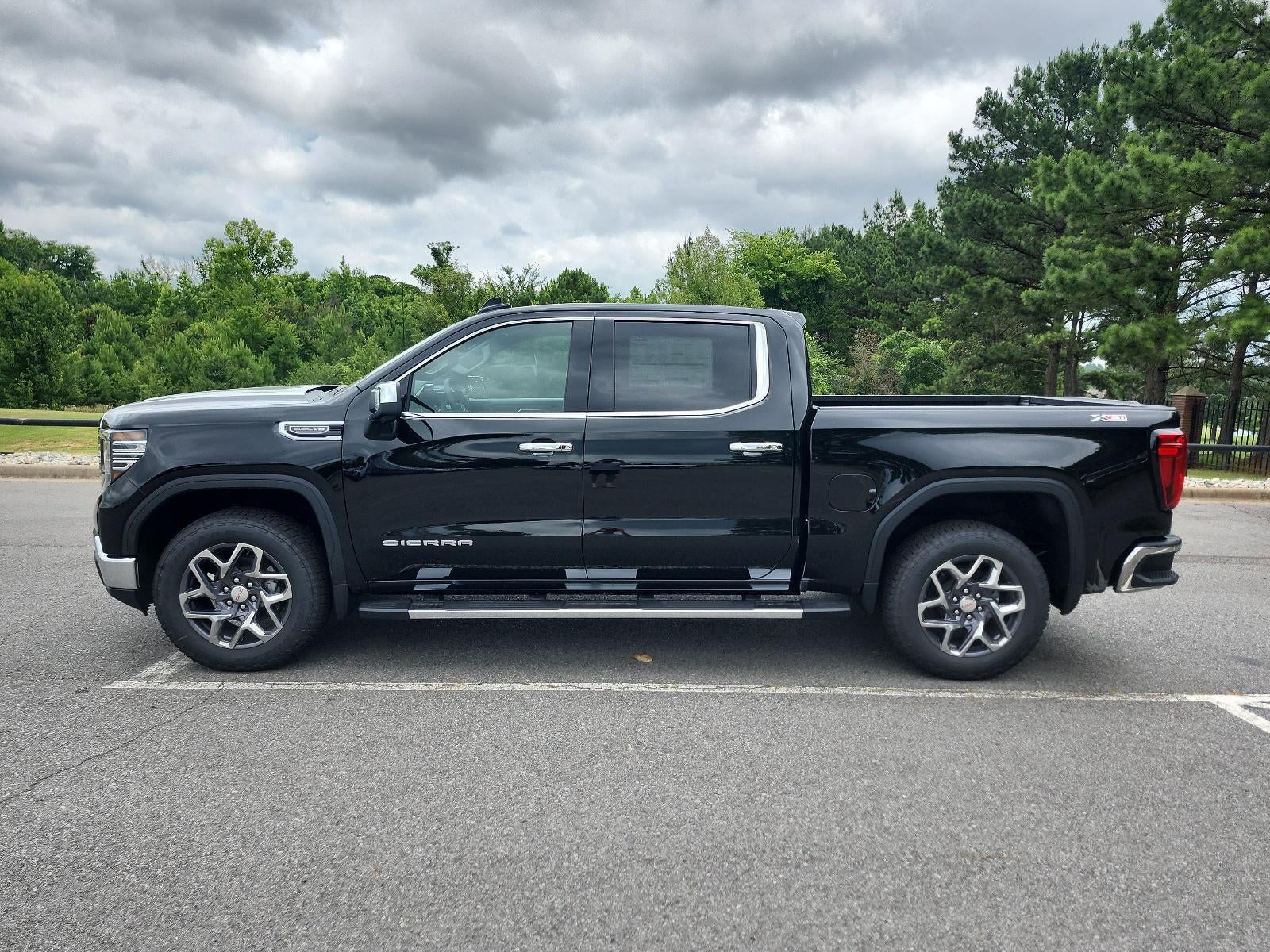 2026 GMC Sierra 1500 Crew Cab Short Box 4-Wheel Drive SLT