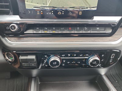 2026 GMC Sierra 1500 Crew Cab Short Box 4-Wheel Drive SLT