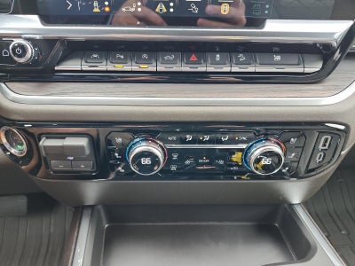 2026 GMC Sierra 1500 Crew Cab Short Box 4-Wheel Drive SLT