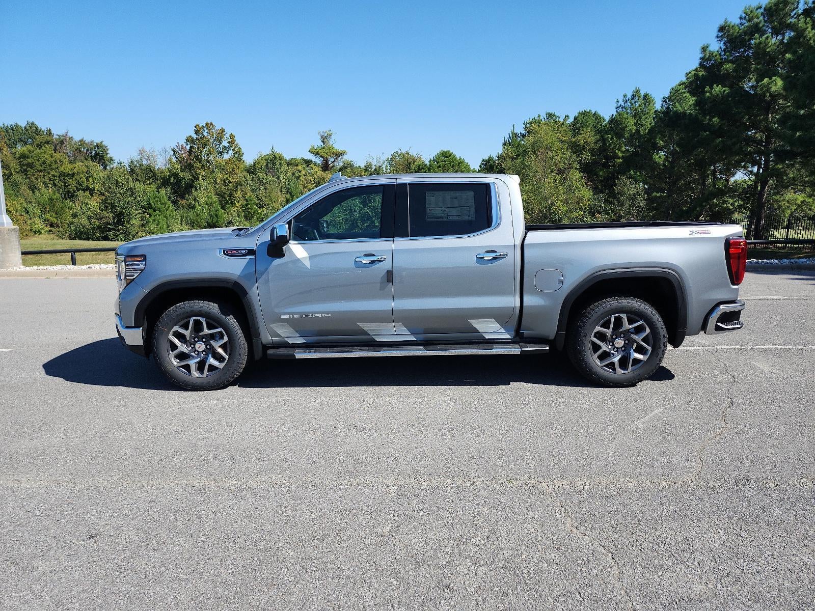 2026 GMC Sierra 1500 Crew Cab Short Box 4-Wheel Drive SLT