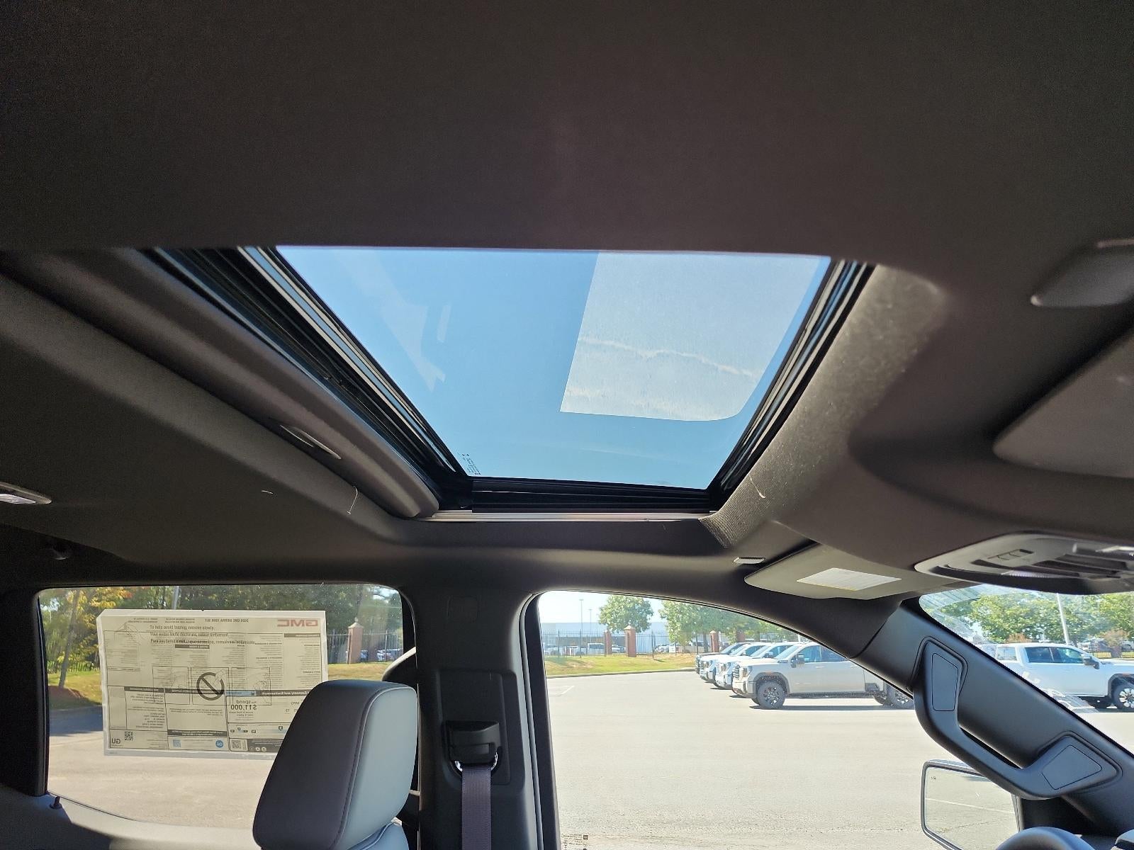 2026 GMC Sierra 1500 Crew Cab Short Box 4-Wheel Drive SLT