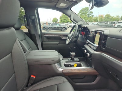 2026 GMC Sierra 1500 Crew Cab Short Box 4-Wheel Drive SLT