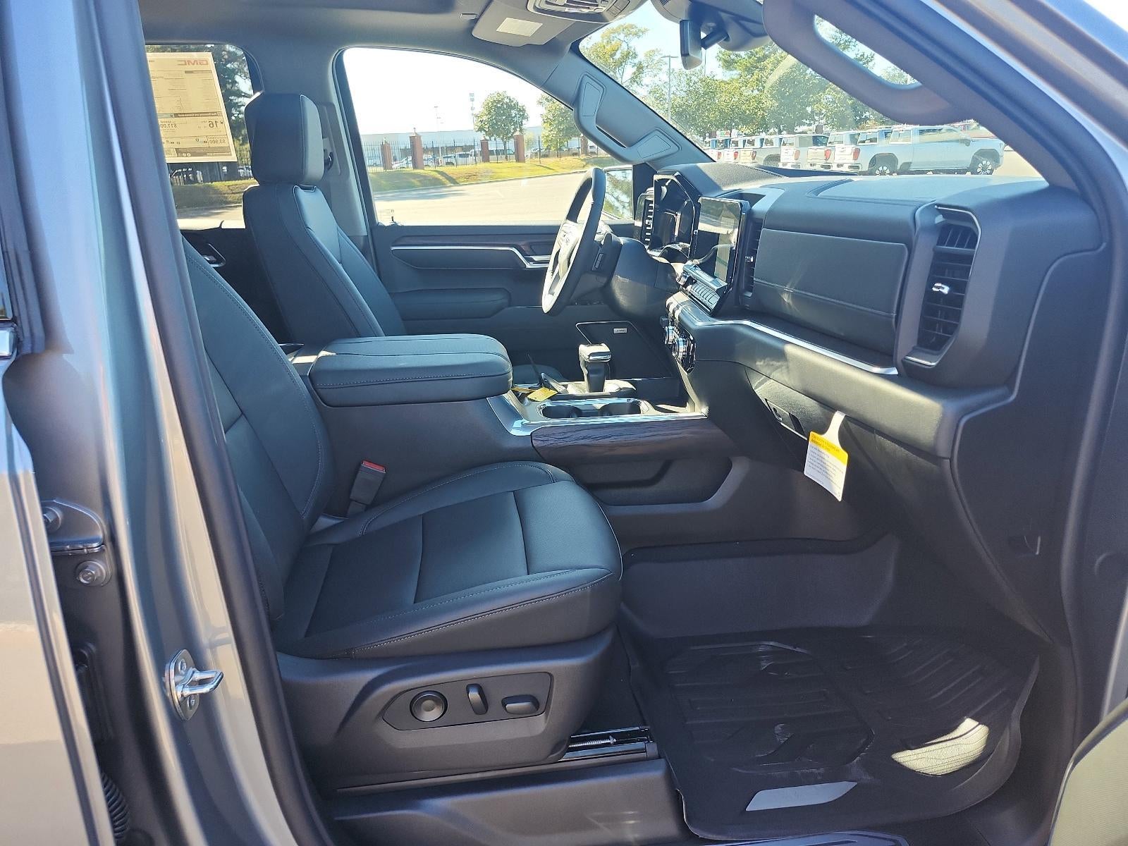 2026 GMC Sierra 1500 Crew Cab Short Box 4-Wheel Drive SLT