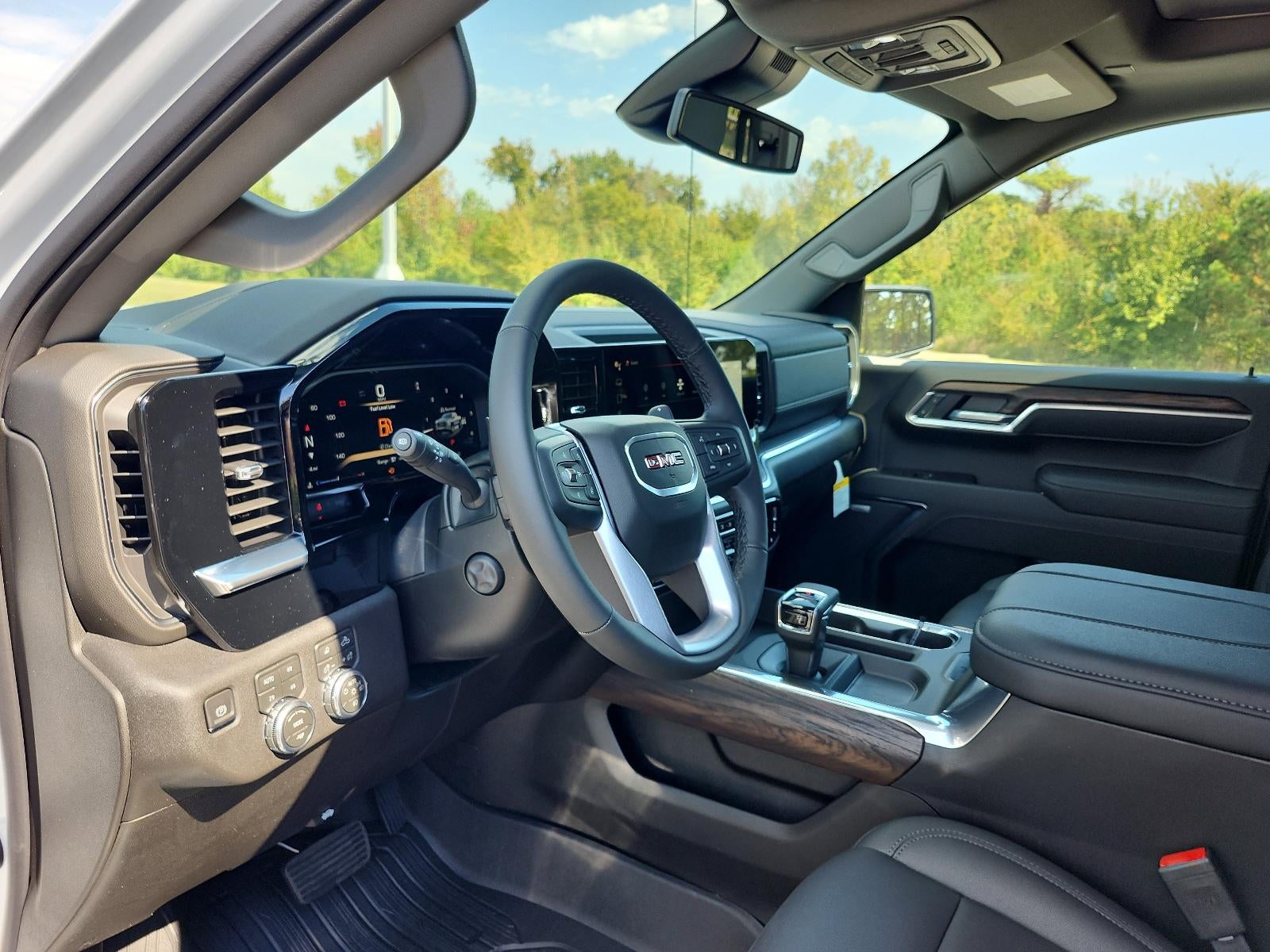 2026 GMC Sierra 1500 Crew Cab Short Box 4-Wheel Drive SLT