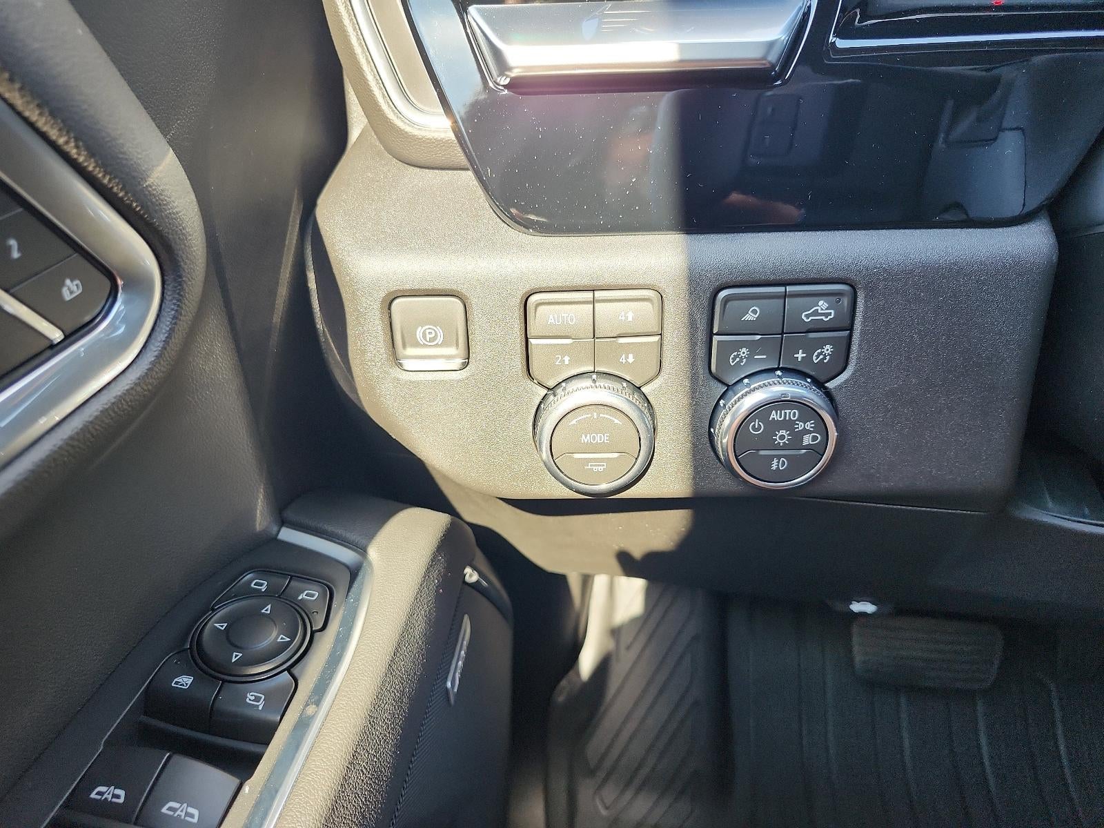 2026 GMC Sierra 1500 Crew Cab Short Box 4-Wheel Drive SLT