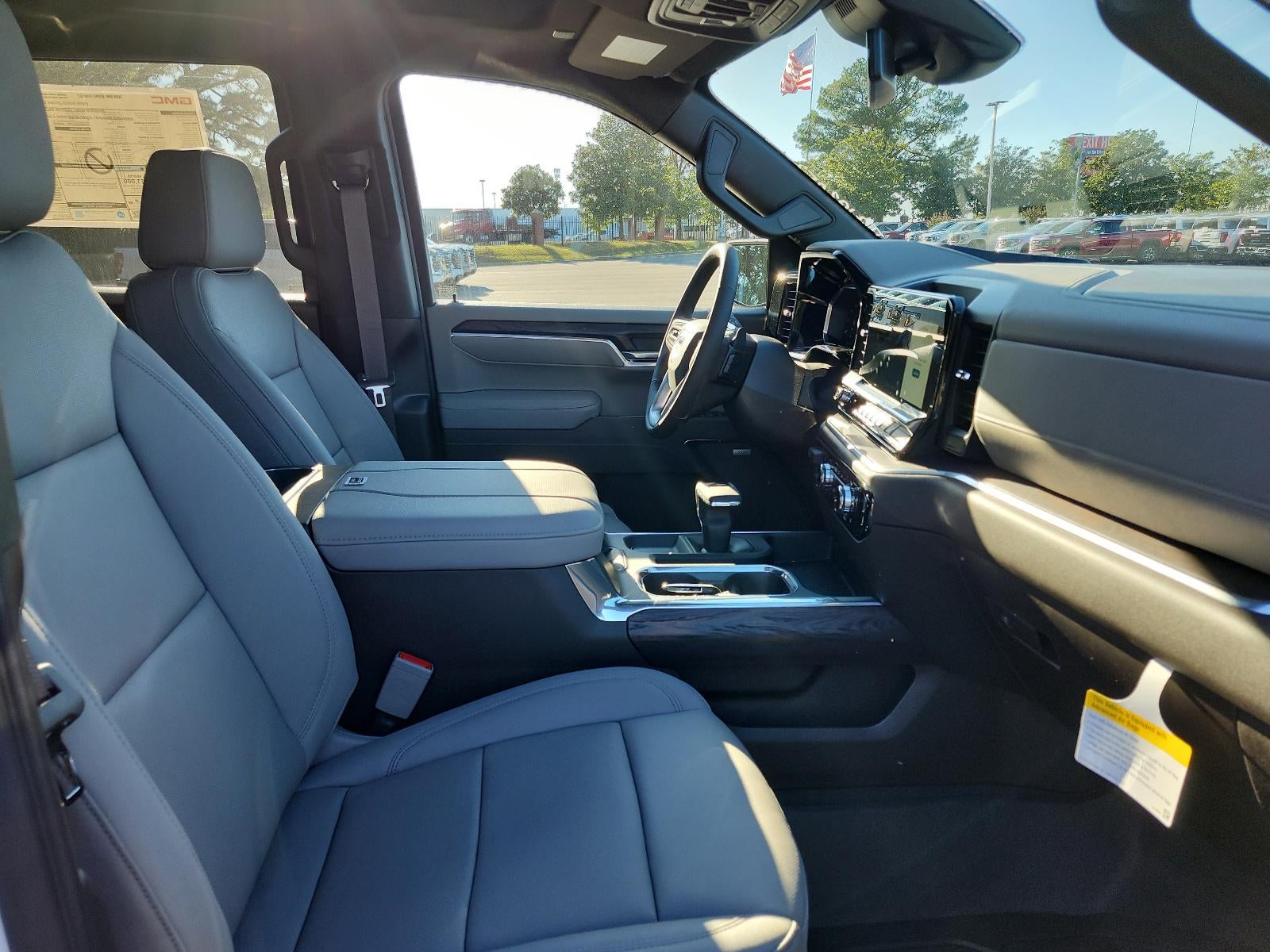 2026 GMC Sierra 1500 Crew Cab Short Box 4-Wheel Drive SLT