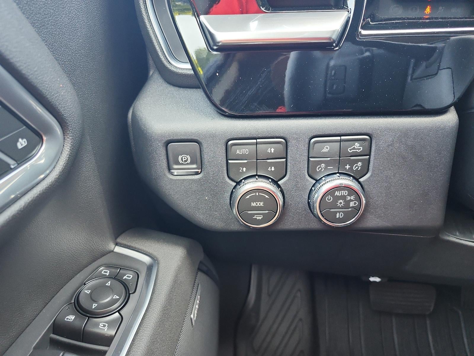 2026 GMC Sierra 1500 Crew Cab Short Box 4-Wheel Drive SLT
