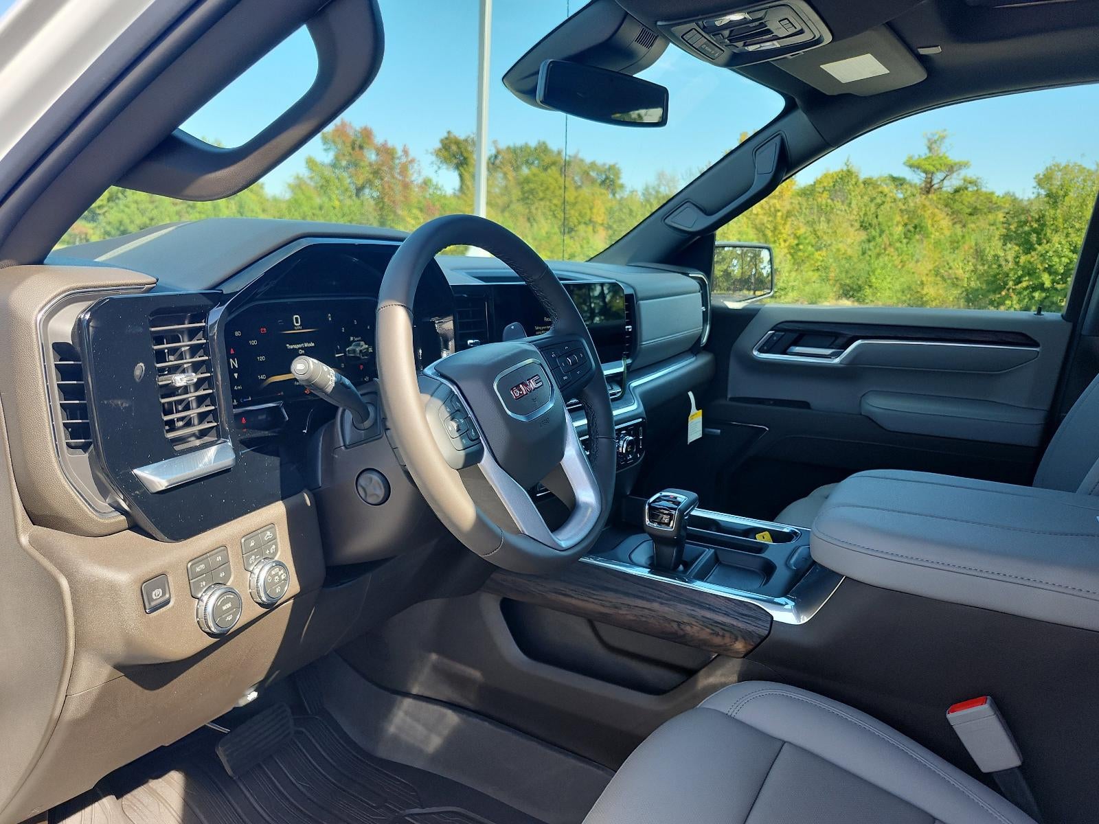 2026 GMC Sierra 1500 Crew Cab Short Box 4-Wheel Drive SLT