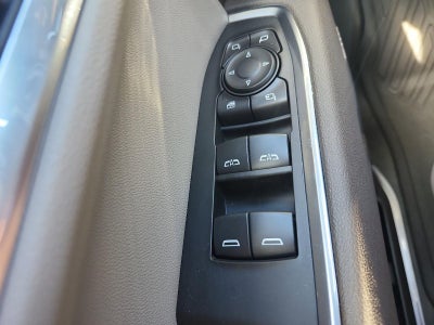 2026 GMC Sierra 1500 Crew Cab Short Box 4-Wheel Drive SLT