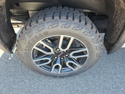 2026 GMC Sierra 1500 Crew Cab Short Box 4-Wheel Drive AT4