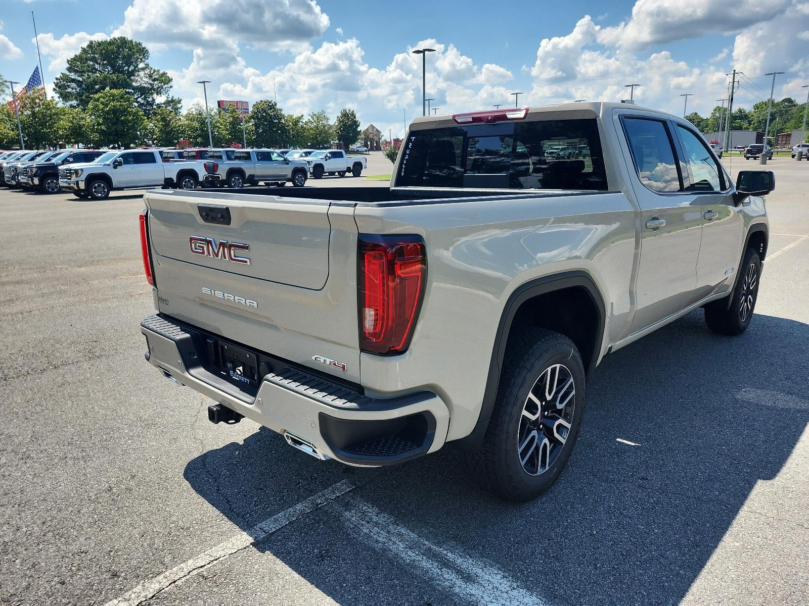 2026 GMC Sierra 1500 Crew Cab Short Box 4-Wheel Drive AT4
