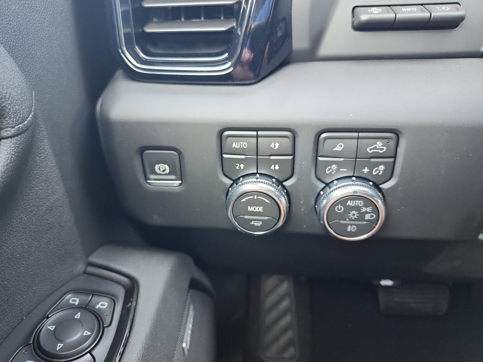 2026 GMC Sierra 1500 Crew Cab Short Box 4-Wheel Drive AT4