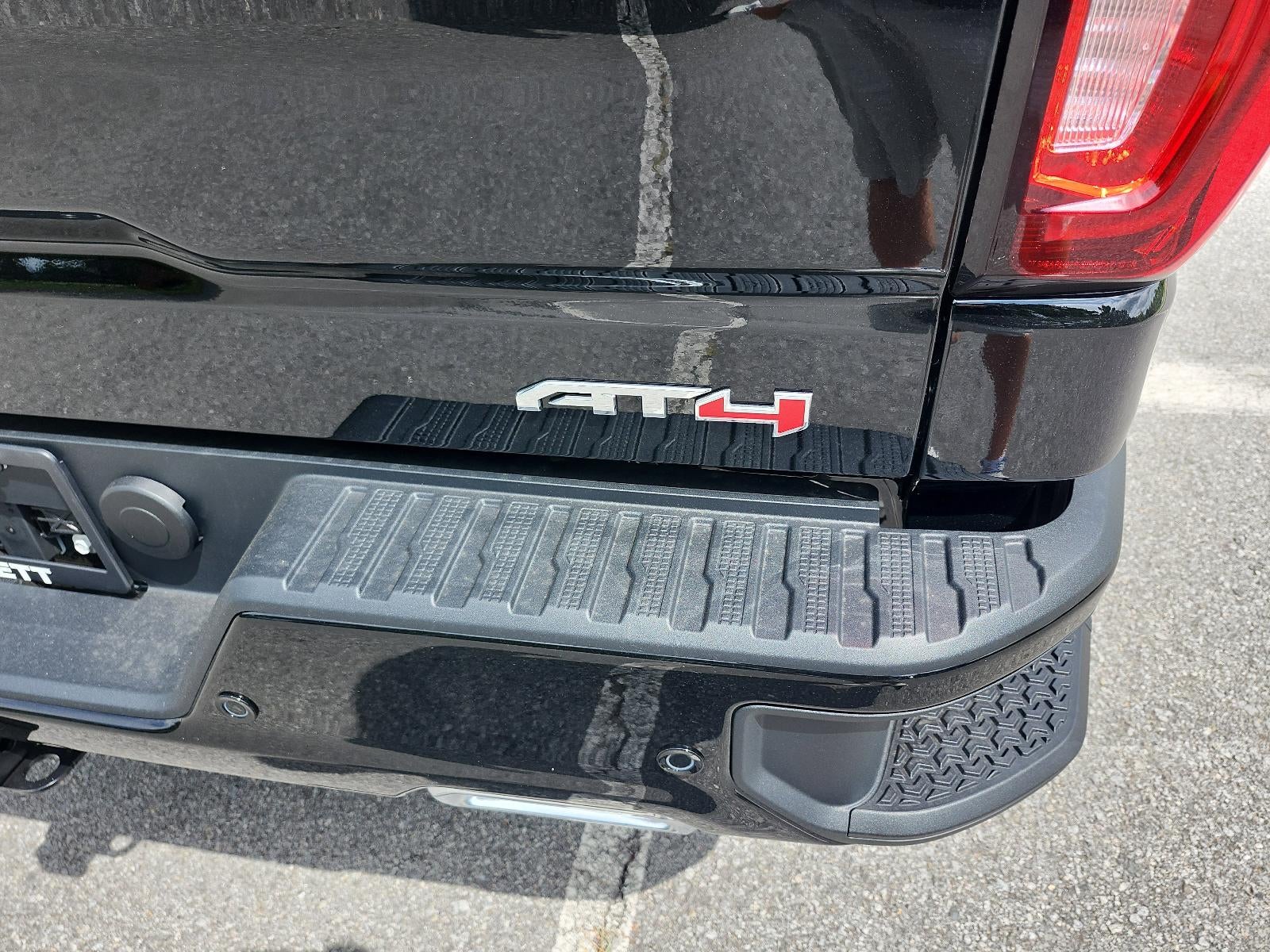 2026 GMC Sierra 1500 Crew Cab Short Box 4-Wheel Drive AT4