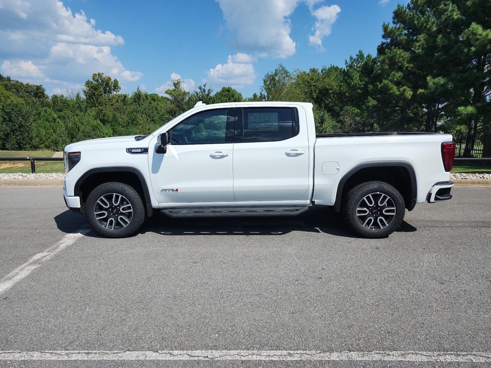 2026 GMC Sierra 1500 Crew Cab Short Box 4-Wheel Drive AT4