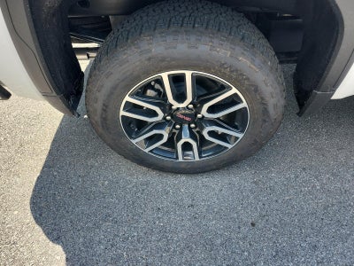 2026 GMC Sierra 1500 Crew Cab Short Box 4-Wheel Drive AT4