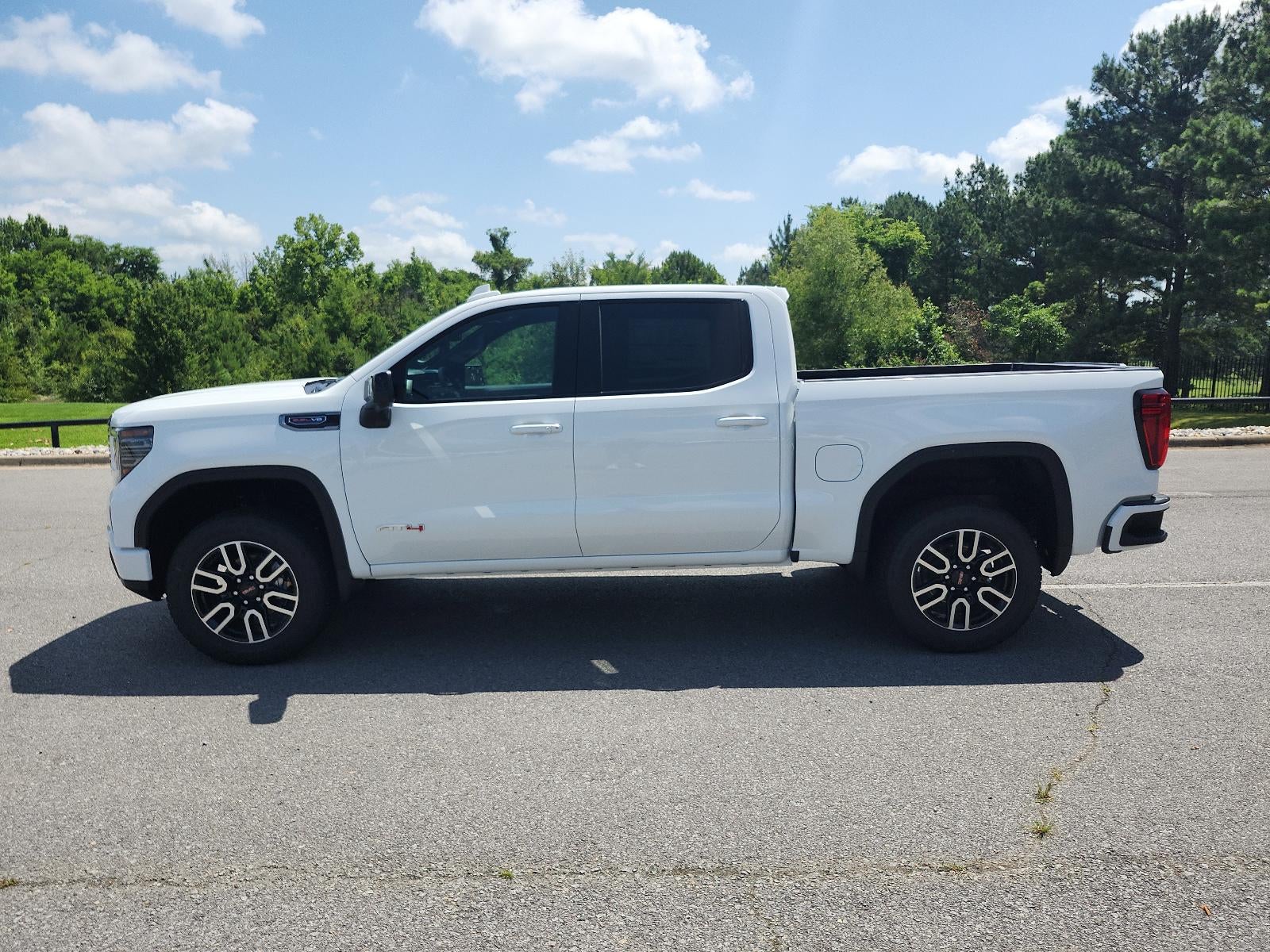 2026 GMC Sierra 1500 Crew Cab Short Box 4-Wheel Drive AT4