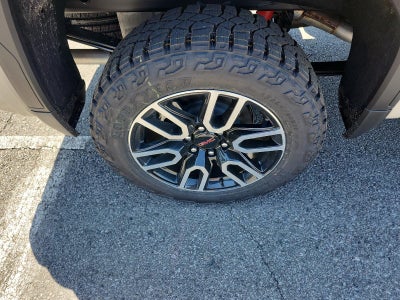 2026 GMC Sierra 1500 Crew Cab Short Box 4-Wheel Drive AT4